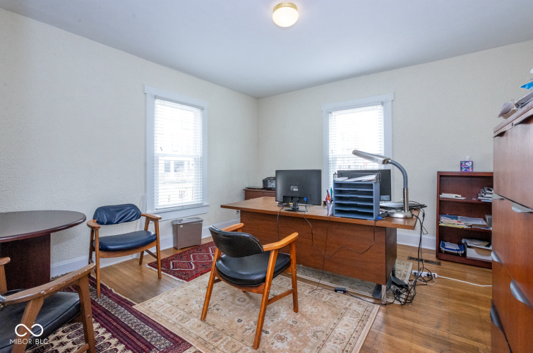 Listing Image 23