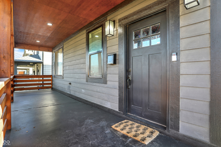 Listing Image 5