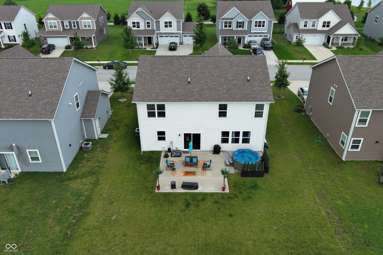 Listing Image 18