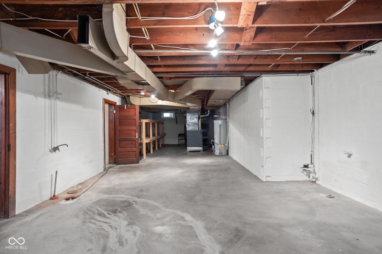 Listing Image 30