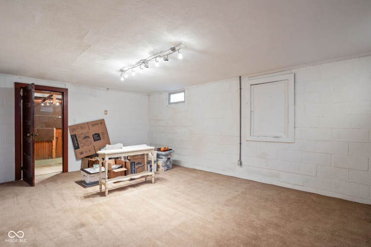 Listing Image 39