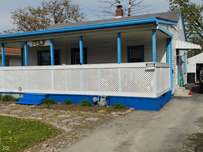 Listing Image 3