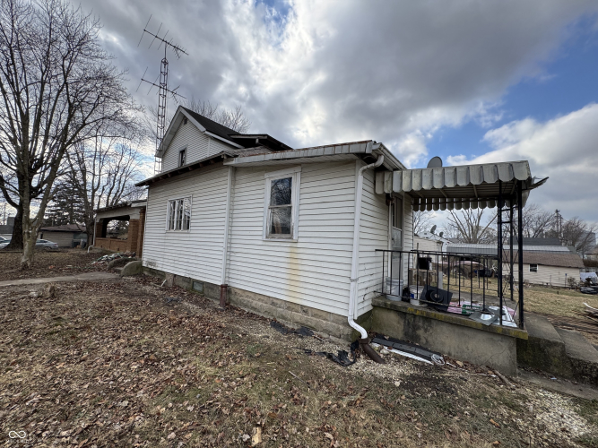 Listing Image 6