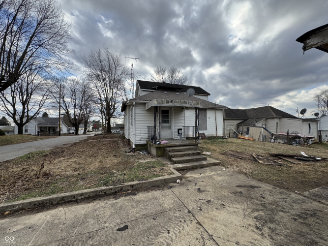 Listing Image 7