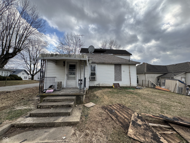 Listing Image 8