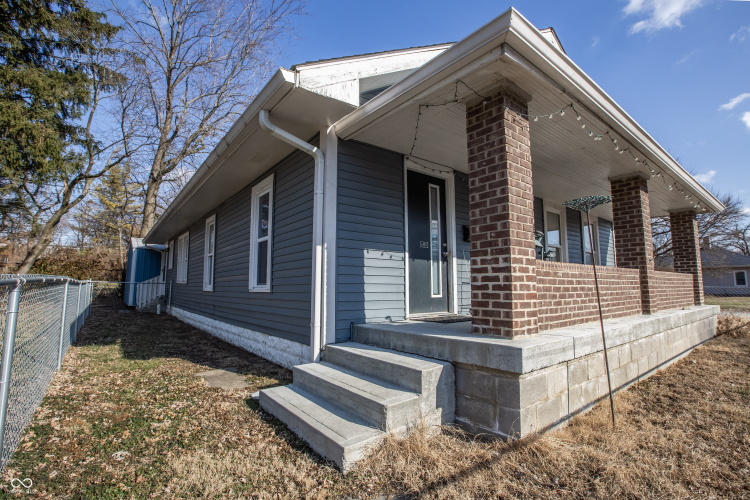Listing Image 24