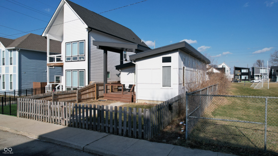 Listing Image 55
