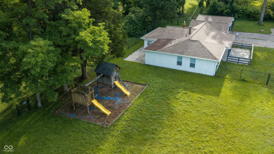 Listing Image 32
