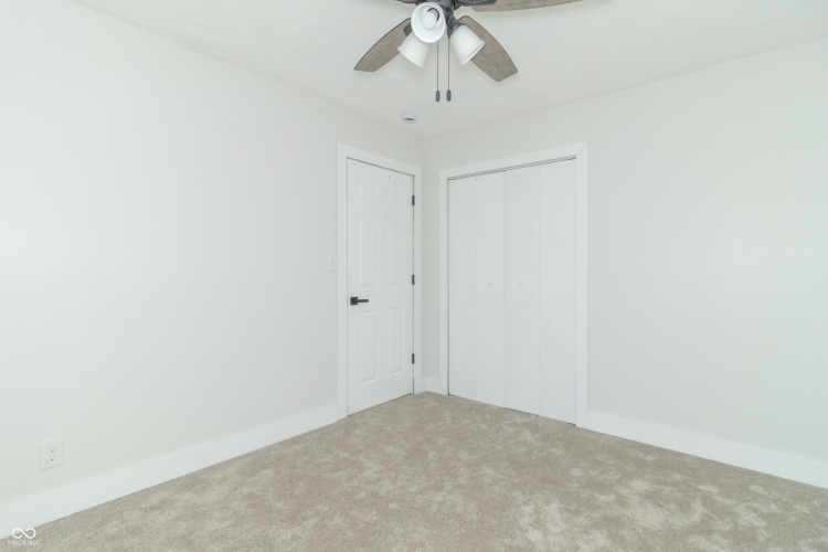 Listing Image 26