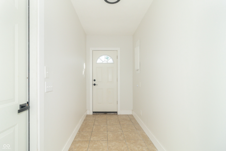 Listing Image 27