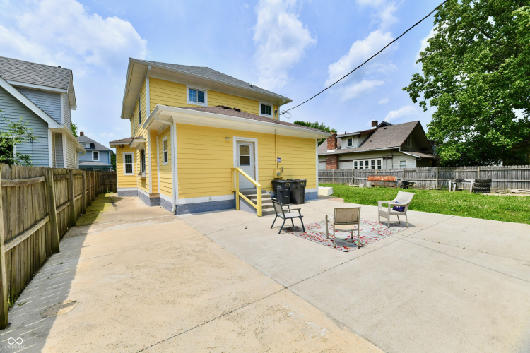 Listing Image 44