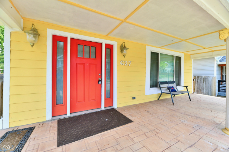 Listing Image 6