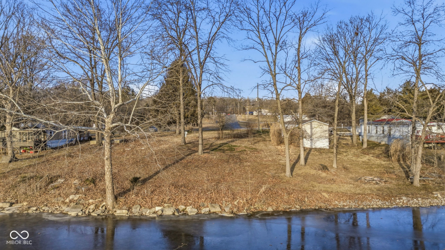 Listing Image 24