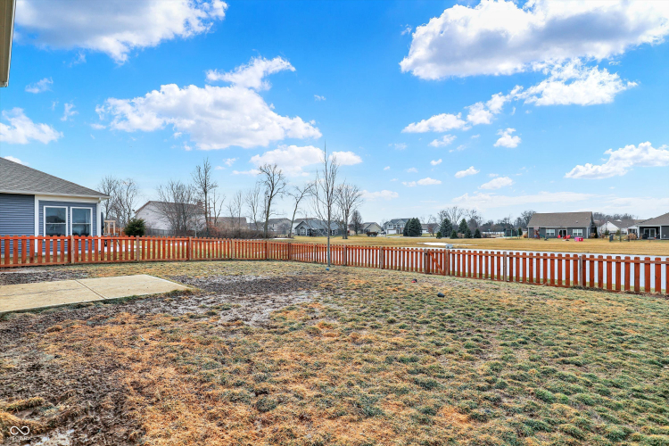 Listing Image 48