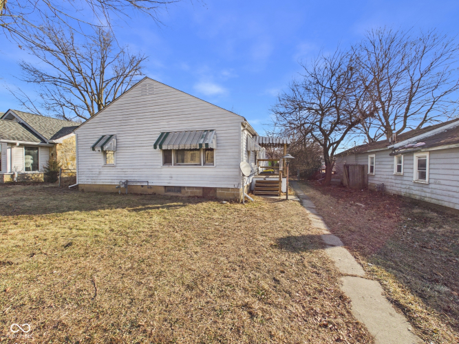 Listing Image 3