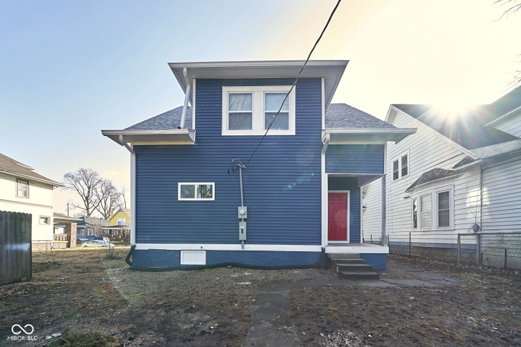 Listing Image 12