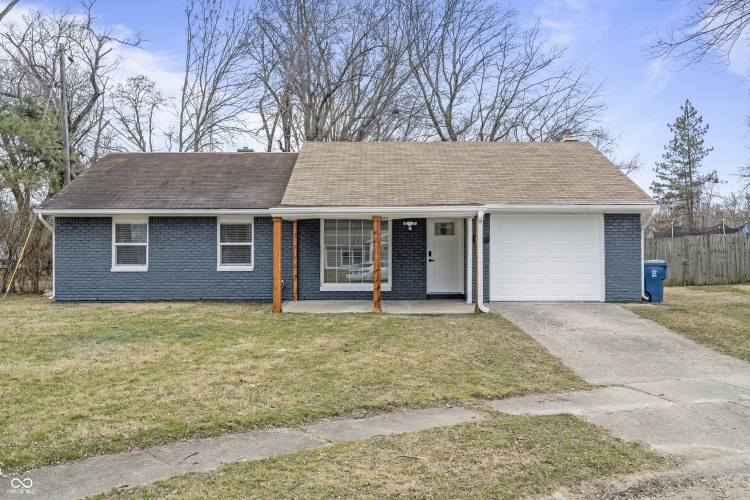 Listing Image 1