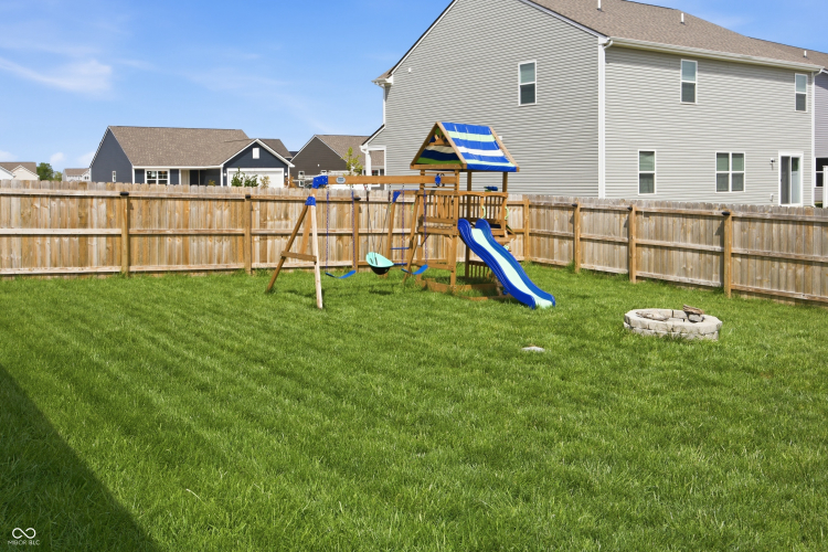 Listing Image 27