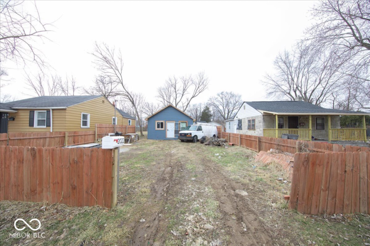 Listing Image 2