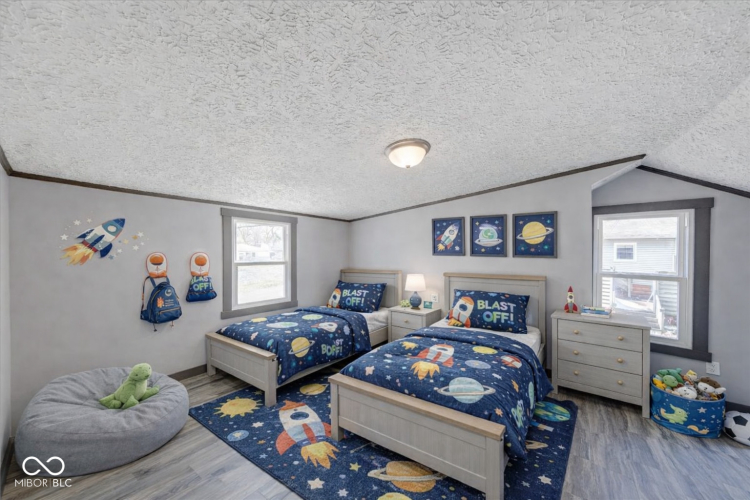 Listing Image 22