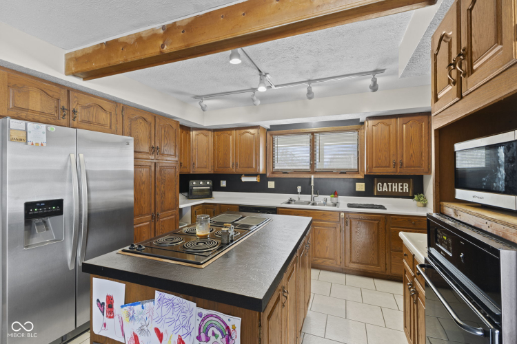Listing Image 29