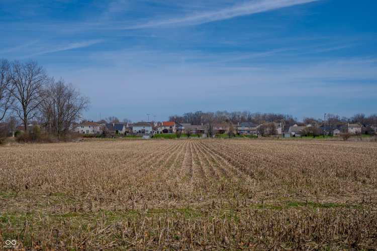 Listing Image 73