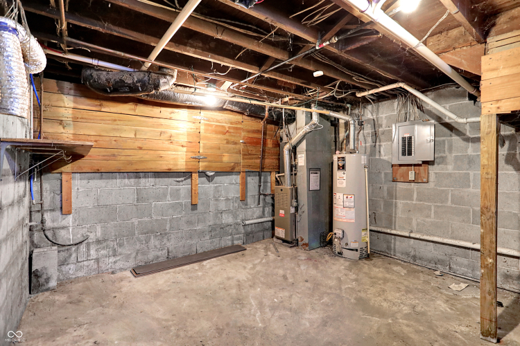 Listing Image 17