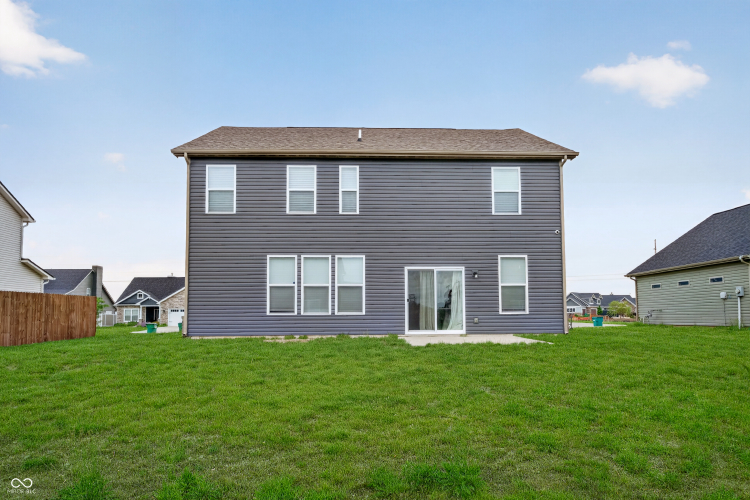 Listing Image 18