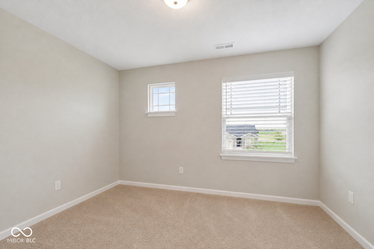Listing Image 24