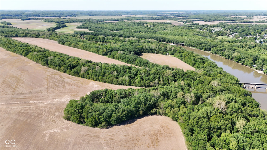Listing Image 17