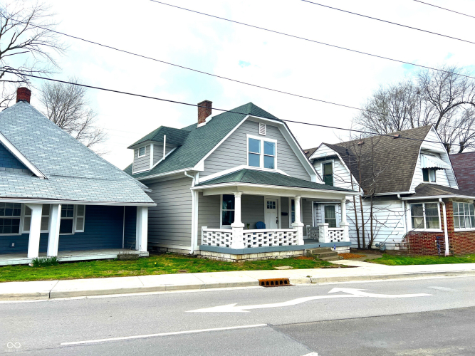 Listing Image 3