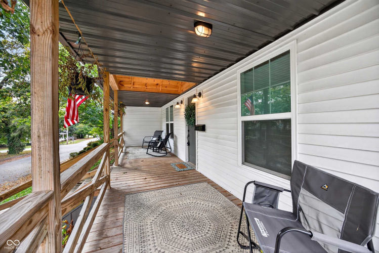 Listing Image 5
