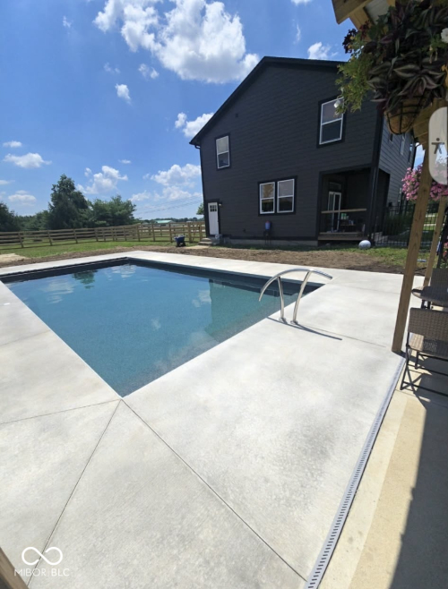 Listing Image 38