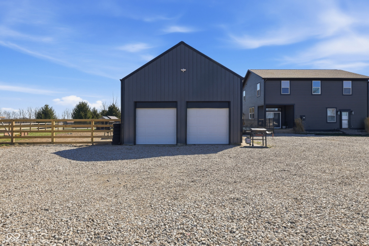 Listing Image 47