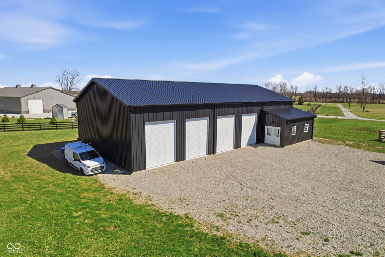 Listing Image 53