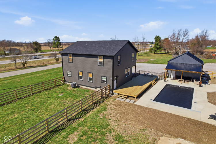 Listing Image 54
