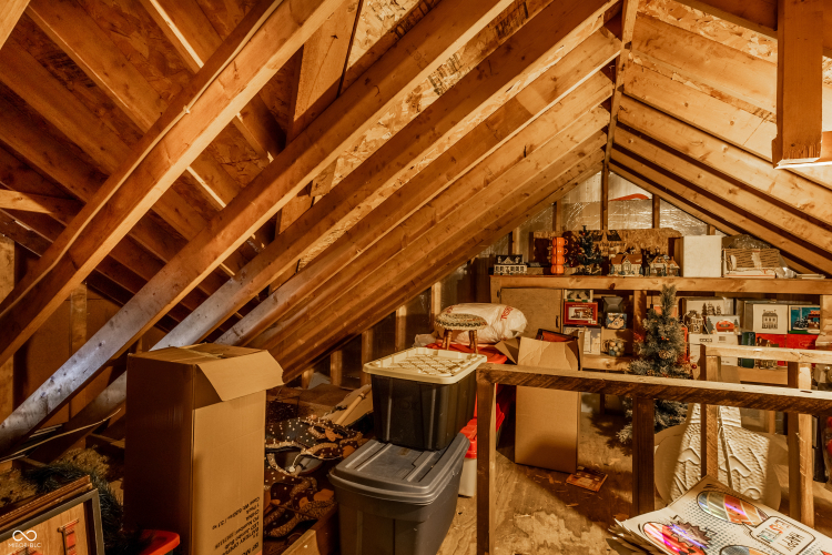 Listing Image 17