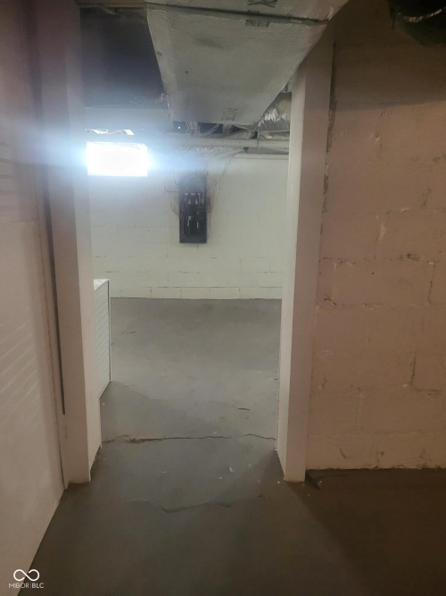 Listing Image 33
