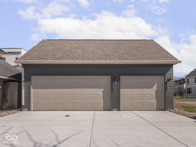 Listing Image 77