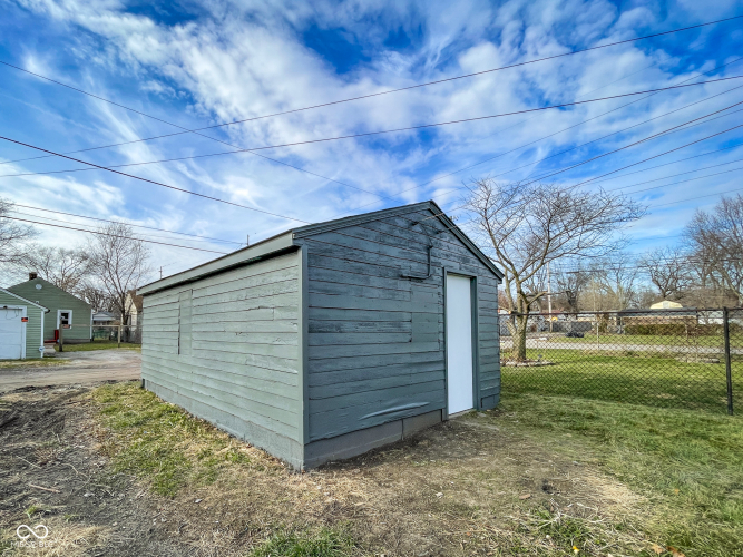 Listing Image 19
