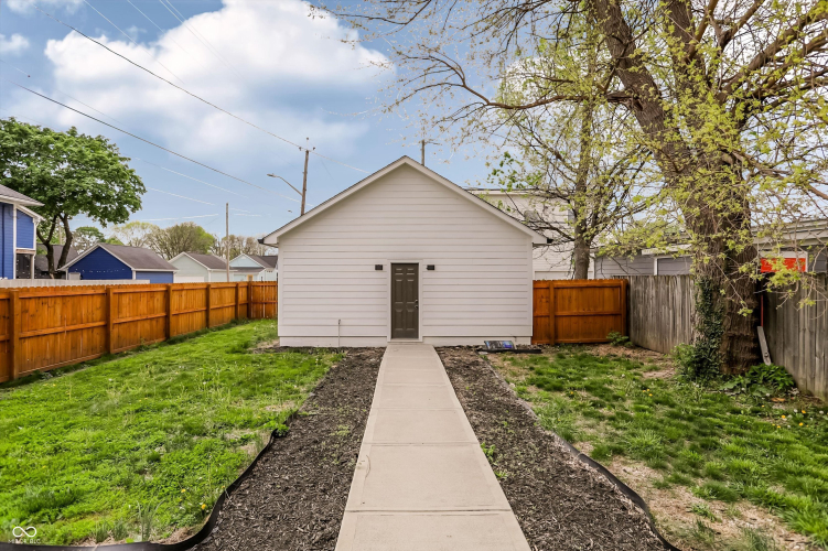 Listing Image 24
