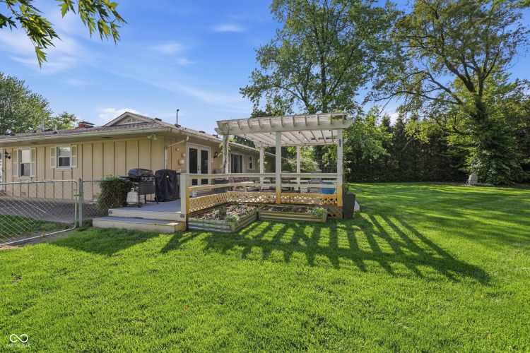 Listing Image 52