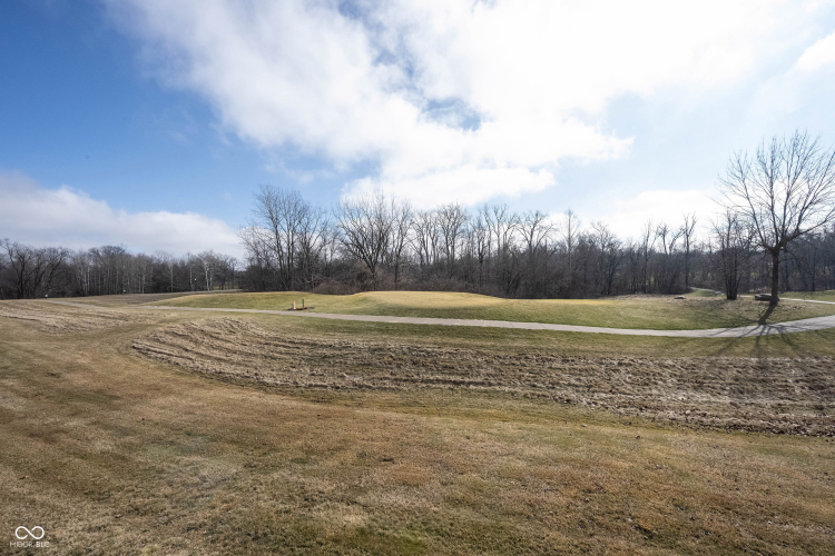 Listing Image 69