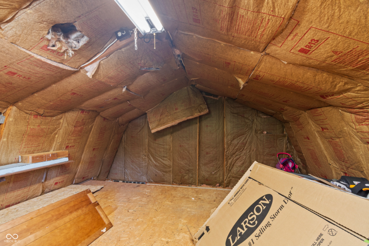 Listing Image 32