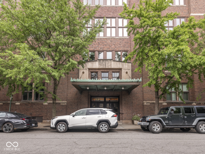 Listing Image 43