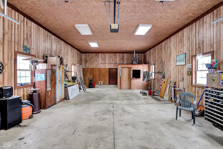 Listing Image 54