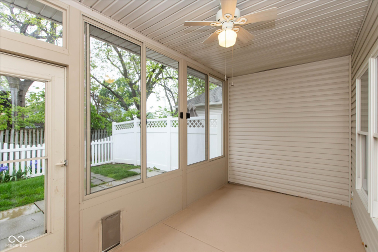 Listing Image 21