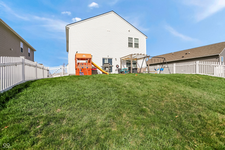 Listing Image 46