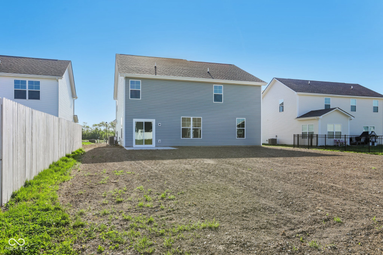 Listing Image 21