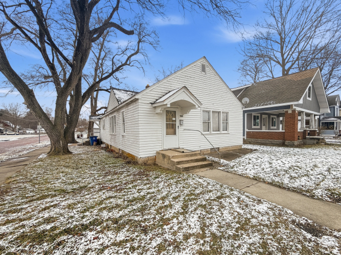 Listing Image 6